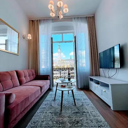 Bialy Kruk Apartamenty Vis-A-Vis Jasnej Gory Czestochowa Exterior photo