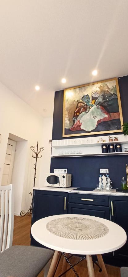 Apartment Bialy Kruk Vis-a-vis Jasnej Gory